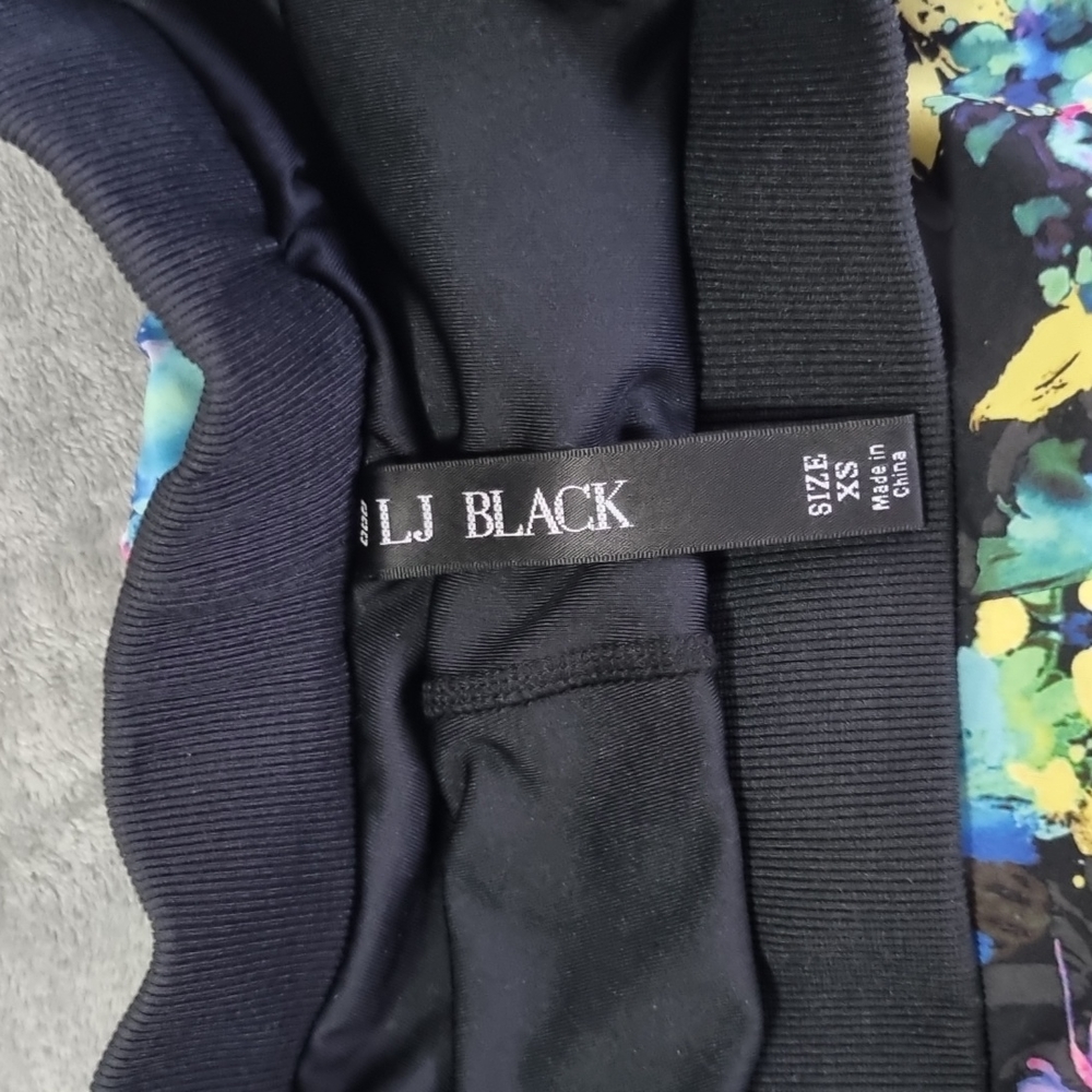 Lorna Jane Black Premium - Picture 6 of 13